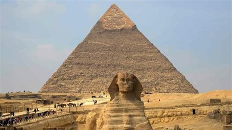 sex on giza pyramid|Egypt investigates photographers Great Pyramid sex photo